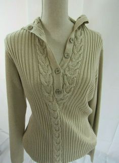 Sleeve Type: Long Neckline: Collared, V-Neck  Print: Cable Knit, Striped Lining: Unlined Closure: Pullover with Button Neckline/Collar Size: L Color: Gold with Gold Thread Length: 22.25" Armpit to Armpit: 19.25" CL199 PRE-OWNED: Very Good Condition No Significant Flaws or Wear October Fits, Pretty Sweaters, Downtown Outfits, Low Rise Flare Jeans, Patterned Jeans, Striped Jeans, Gold Thread, Fashion Sketches, Gold Gold