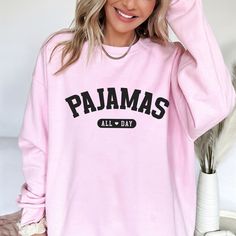 Long Sleeve Letter Print Tops For Pajama Party, Pink Graphic Print Crew Neck Sleepwear, Pink Crew Neck Sleepwear With Graphic Print, Pink Letter Print Sleepwear For Sleepovers, Pink Sleepwear With Letter Print, Pink Sleepwear With Letter Print For Sleepovers, Pink Sleepwear With Letter Print For Pajama Party, Summer Pajamas Women, Pyjamas Party