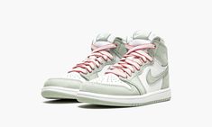 Air Jordan 1 Retro High OG PS "Seafoam" Air Jordan 1 Seafoam, Nike Shoes Air Force, Best Basketball Shoes, Mode Zara, Preppy Shoes, Shoes Sneakers Nike, Air Jordan 1 Retro High Og, Fancy Shoes, Air Jordan 1 Retro High