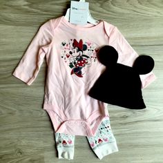 Disney Girl's Minnie Mouse 3 Piece Set 6m Long Sleeve Shirt And Pants. Includes A Cute Mouse Ear Beanie Hat. Never Worn, New With Tags. Pet Free, Smoke Free Home. Cute Fitted Minnie Mouse Sets, Cute Cotton Mickey Mouse Sets, Playful Fitted Minnie Mouse Set, Cute Mickey Mouse Cotton Sets, Fitted Playful Minnie Mouse Set, Playful Minnie Mouse Playtime Sets, Pink Minnie Mouse Sets For Spring, Cute Minnie Mouse Playtime Sets, Spring Minnie Mouse Pink Sets