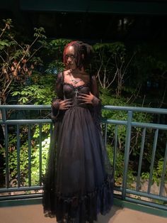 Elegant Goth Dress Gowns, Flowy Goth Dress, Goth Wedding Dress Aesthetic, Goth Dresses Aesthetic, Aesthetic Goth Dress, Gothic Prom Outfits, Black Dresses Goth, Goth Prom Dress Aesthetic, Goth Prom Aesthetic