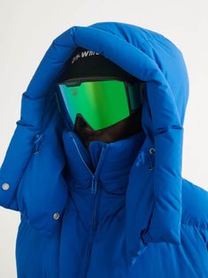 Men's Clothing | Off-White™Official Ski Outfit Men, Hood Style, Snow Wear, Ski Outfit, Winter Outerwear, Blue Feather, Snow Jacket, Ski Wear, Men Winter