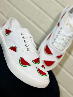 🍉Hand painted shoes 🍉Made to order 🍉Acrylic painted shoes 🍉I know the listing only shows women's sizes, but I can do them for kids and men. Just message me your size. 🍉50% of each sale will be donated to the PCRF - Palestine Children's Relief Fund 🍉 🍉https://pcrf1.app.neoncrm.com/forms/general 🍉Actual product may vary (colors and designs) from the pictures as it is of course hand drawn & painted. Image by vector_corp on Freepik Personalized Shoes, Hand Painted Shoes, Sneakers Athletic, Painted Shoes, On Sneakers, Athens, Acrylic Paint, Me Too Shoes, Watermelon