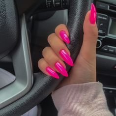 Pink Chrome Nails, Pointy Nails, Casual Nails, Glam Nails, Minimalist Nails, Hot Nails, Fancy Nails, Dope Nails, Gorgeous Nails