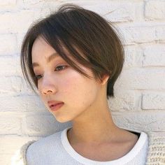 Hear Style, Short Bob Cuts, Hair Catalog, Models Makeup, Asian Hair, Cool Hair Color, Model Hair, Cut And Style