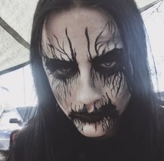 Vampire Makeup Looks, Metalhead Guy, Goth Eye Makeup, Medieval Tattoo, Rockstar Aesthetic, Gothic Looks, Horror Makeup