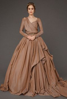 HESTIA brown wedding dress made of rich by VICTORIASPIRINA Midevil Ballgown, Old Dress Aesthetic, Victorian Gown Aesthetic, Victorian Ballgown, Brown Wedding Dress, Wedding Dress For Bride, Era Victoria, Dress For Bride, Royal Aesthetic