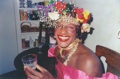 The historic Stonewall riots that brought on a revolution for gay liberation movement in 1969 were reportedly sparked by Black drag queen & trans woman, Marsha P. Johnson. It was stated by witnesses that on the first day of the riots Johnson shouted at the police “I’ve got my civil rights” then hurled a shot glass into a mirror in an act that was later known as “the shot glass heard around the world”. Best Documentaries On Netflix, Marsha P Johnson, Sylvia Rivera, Gay Rights Movement, Stonewall Inn, P Johnson, Stonewall Riots, Lgbt History, Best Documentaries