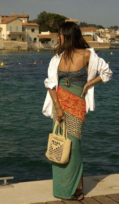 Italian Summer Fashion, Italian Fashion Summer, Boho Inspo, Christmas Party Outfit, Just Style, Street Style Chic, Colourful Outfits, Cool Street Fashion, 70s Fashion