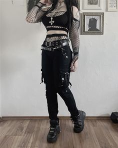 Glam Goth Outfits, Modern Vampire Outfit, Emo Goth Aesthetic, Goth Y2k, Modern Vampires, Goth Outfit Ideas, Vampire Clothes, Goth Aesthetic