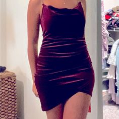 Great For A Holiday Dinner/ Party! This Dress Will Accent And Compliment Your Beautiful Figure Flirty Mini Bodycon Dress For Holiday Party, Flirty Mini Length Bodycon Dress For Holiday Party, Burgundy Fitted Mini Dress For Prom, Fitted Burgundy Mini Dress For Prom, Red Mini Length Bodycon Dress For Party, Burgundy Bodycon Dress For Party, Party-ready Mini Dress For Holiday Party, Burgundy Bodycon Party Dress, Burgundy Mini Dress For Evening