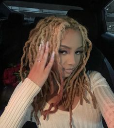 Bob Locs, Blonde Locs, Baddie Black, Locs Styles, Dreads Girl, Beautiful Dreadlocks, Dyed Hair Inspiration, Dreads Styles