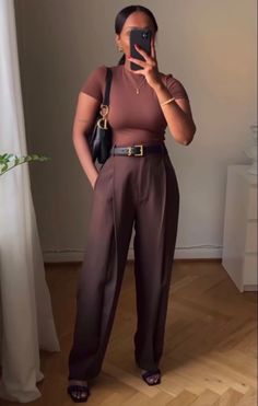 Fashion 60s, Classy Business Outfits, Professional Outfits Women, Stylish Work Attire, Elegante Casual, Classy Casual Outfits