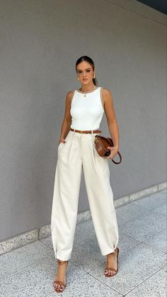 IG: @thacianamesquita Old Money Summer Outfits, Old Money Summer, Chique Outfit, Business Casual Outfits For Work, Professional Attire, Casual Chic Outfit, Summer Fashion Outfits, Outfits Women