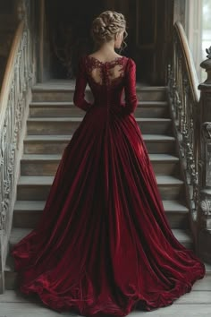 1800s Red Dress, Red Dress Aesthetic Medieval, Red Velvet Dress Aesthetic, 1800 Dresses Victorian Ball Gowns, Royal Gowns Princesses, Victorian Red Dress, Red Fantasy Gown, Red Fairy Dress, Old Ball Gowns