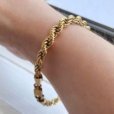 Classic Rope Chain Bracelet Jewelry, Classic Rope Chain Bracelets As Gift, Classic Rope Chain Bracelets For Formal Occasions, Classic Formal Rope Chain Bracelets, Classic Formal Rope Chain Bracelet, Classic Gold Rope Chain Bracelet As Gift, Classic Gold Rope Chain Bracelet For Gift, Photograph Jewelry, Glam Casual