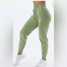 Alphalete Women’s Elmts Relaxed Cuffed Jogger Sold Out Color: Light Green Brand New In Bag Size : Small Fitted Green Sporty Joggers, Green Cotton Bottoms For Training, Green Cotton Training Bottoms, Green Training Bottoms For Spring, Lounge Looks, Green Joggers, Cuffed Joggers, Green Brands, Women Essentials