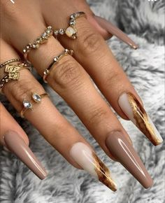 Brown Acrylic Nails, Unghie Sfumate, Brown Nails Design, Pedicure Designs, Long Acrylic Nails Coffin, Bling Acrylic Nails, Brown Nails, Acrylic Nails Coffin