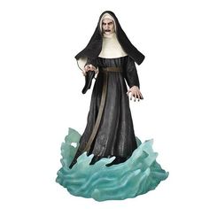 The Conjuring Universe The Nun Gallery PVC Statue - by Diamond Select The Conjuring Universe, Conjuring Universe, Hulk Action Figure, The Nun, Red Hulk, Rocky Horror Picture Show, Horror Icons, Mcfarlane Toys, Rocky Horror