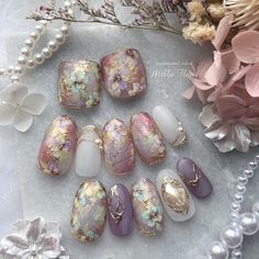 Royals Nails, Nail Summer, Poo Poo, Makeup Nails Designs, Nail Painting, Elegant Nail Designs, Vintage Nails, Floral Nail, Minimal Nails