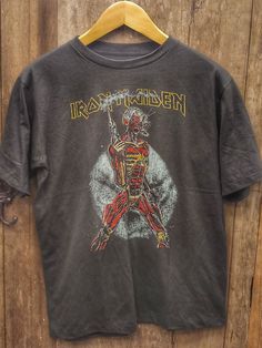 IRON MAIDEN 100% Cotton New Vintage Band T Shirt - Vintage Band Shirts Estilo Vans, Types Of Cotton Fabric, Iron Maiden T Shirt, Vintage Band Shirts, Iron Maiden Shirt, Vintage Band T Shirts, 80s Rock, Vintage Band Tees, I'm With The Band