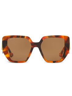 brown acetate signature Double G logo tortoiseshell effect square frame tinted lenses straight arms curved tips These glasses come with a protective case. Luxury Rectangular Sunglasses With Gradient Lenses, Tortoiseshell Square Frame Sunglasses With Polarized Lenses, Luxury Acetate Sunglasses With Square Frame, Designer Rectangular Acetate Sunglasses, Brown Acetate Sunglasses With Gradient Lenses, Brown Square Sunglasses With Uv Protection, Brown Sunglasses With Mirrored Lenses For Square Face, Brown Sunglasses With Uv Protection For Square Face, Chic Brown Square Sunglasses