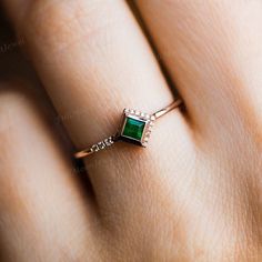 Gift For Valentine, Unique Gift For her, Valentine Gits, Ring for Valentine Jewerly Rings, Emerald Stone Ring, Emerald Stone Rings, Emerald Set, Local Eclectic, Green Ring, Green Stone Rings, Gold Rings Fashion, Gold Ring Designs