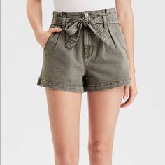 American Eagle Green Mom Paperbag Shorts Tied Waist Stretch, Size 2, Nwt New With Tag. Msrp $60.00 A5-742 Belt With Pockets, Paperbag Shorts, Boyfriend Shorts, American Eagle Shorts, Green Olive, Distressed Jean Shorts, Elastic Waist Shorts, Mom Shorts, Mom Style