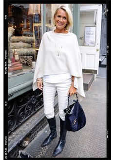 Fab Over Fifty | Beauty, health, style, fashion and networking for women over fifty White Jeans Spring, How To Wear White Jeans, Fashion Over Fifty, White Dress Pants, Casual Chique, Over 50 Womens Fashion, Women Over 50, Fashion Over 40, Fall Fashion Trends