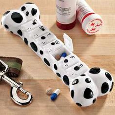 Good idea if your pooch has to take lots of daily meds! Meds For Dogs, Dog Medicine, Pet Organization, Pill Case, Dog Bone, Cool Pets, Diy Stuffed Animals, Diy Dog Stuff, Pet Health