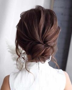 Sanggul Modern, Messy Updo, Curly Hair Updo, בר מצווה, Bridal Updo