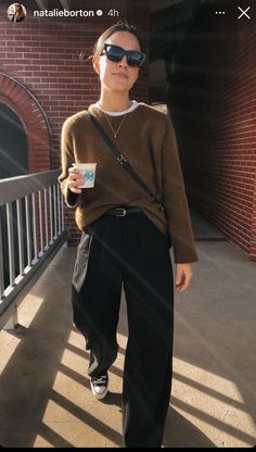 10 Piece Wardrobe, Mom Outfits Spring, Natalie Borton, Skandinavian Fashion, Wardrobe Outfits, Mode Inspo, 가을 패션, Autumn Outfit, Outfit Inspo Fall