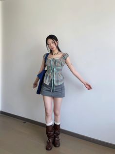 Heisei Retro, Wardrobe Upgrade, Casual College Outfits, Dressing Style, Summer Fits, Cute Everyday Outfits, Fashion Fits, Cute Fits