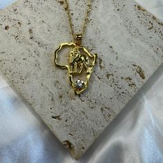 🌍 Embrace the world in style with ReluumJewellery's Country Map Pendant Necklaces! 🗺️ Each necklace is a unique blend of elegance and sentiment, capturing the essence of your chosen destinations. ✈️ Choose your special place, whether it's where you were born, a dream destination, or where you found love. Our meticulously crafted country map pendants celebrate the beauty of exploration and connection. 🌟 Indulge in high-quality craftsmanship that transforms each necklace into a wearable memory, Lion Charm, Map Pendant, Africa Map, Charm Chain, Meaningful Jewelry, Wedding Christmas, Christmas Wedding, Necklace Gift, Meaningful Gifts