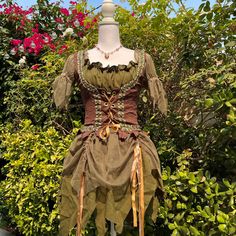 Ren Faire Costume Women Fairy, Forest Fairy Fashion, Woodland Fairy Outfit, Male Fairy Outfit, Nature Fairy Outfit, Woodland Fairy Dress, Medieval Fairy, Woodland Fairy Costume, Faerie Clothes