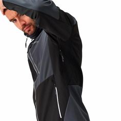 Keep fit and discover the sector's latest new releases to perform sports with the best guarantees! Purchase Windcheater Jacket Regatta Regatta Hewitts IX Black at the best price and enjoy a healthy life!Colour: BlackGender: MenRecommended age: AdultsType of fastening: Zip

SKU: S64120832 Rugby Balls, Mountain Outfit, Padded Shorts, Outdoor Backpacks, Volleyball Outfits, Swim Caps, Swimming Goggles, Keep Fit, New Releases