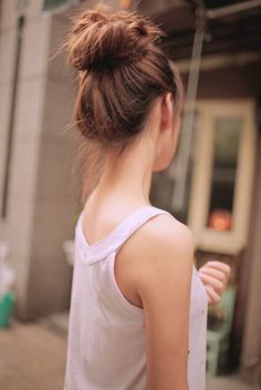 Ballerina Bun, Gene False, Good Hair Day, Hair Envy, Great Hair, Messy Hairstyles, Hair Dos, Gorgeous Hair