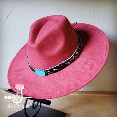 Boho Western hat with genuine leather hat band and Turquoise stone Wide Hat, Western Hat, Boho Hat, Band Hair, Leather Hat, Medium Handbags, Packing Jewelry, Western Hats, Leather Hats