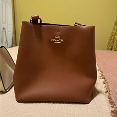 Like New Condition Coach Mollie Bucket Bag, Coach Mollie, Bags Coach, Coach Bags, Bucket Bag, Bag Lady, Like New, Shoulder Bag, Women Shopping