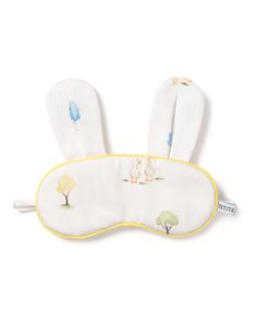 How adorable are these sweet matching eye masks! They are the perfect gift and can be monogrammed to create a truly special memory.   You will be tucked in luxury and off to dreamland. Bonne nuit. Easter Garden, Sleep Accessories, Eye Masks, Easter Hair, Boy Accessories, Gift Bundles, Shoe Size Conversion, Scarf Jewelry, Easter Kids