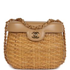 This Vintage Basket bag is in Beige lambskin and rattan wicker with gold hardware, featuring a front flap with classic gold plated CC turnlock closure, and an interwoven beige leather and gold tone chain shoulder strapDelivery 5-8 or 10-15 working days Please note that during high season and Sale period, delivery times may be affected We accept payment with a Credit card, Debit card, or PayPal.Note: Our Items are totally New High quality Brand Inspired Refurbished. Please make sure you are well Jewelry Gift Guide, Vintage Basket, Vintage Baskets, Handbag Wallet, Basket Bag, Hermes Bags, Classic Gold, Wallet Accessories, Vintage Chanel