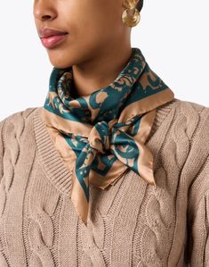 This lightweight silk scarf from Kinross is the easiest way to incorporate color and flair into your day-to-day wardrobe. It's patterned with a paisley print in a rich green hue, ideal for pairing with nearly anything in your wardrobe. We love styling it over a blouse or knit and wide-leg trousers for a sophisticated ensemble. Chic Green Silk Scarves, Green Chic Silk Scarves, Elegant Patterned Silk Scarf With Paisley Print, Black Slim Pants, Skirt And Top Dress, Green Paisley, Lela Rose, Printed Silk Scarf, Rich Green