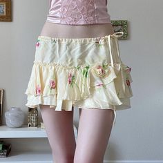 floral ruffle skirt outfit, mini skirt outfit Y2k Ruffled Bottoms For Summer, Y2k Style Tiered Skirt For Summer, Y2k Tiered Mini Skirt For Summer, Y2k Fitted Skort With Ruffles, Y2k Fitted Ruffled Skort, Y2k Style Fitted Skort With Ruffles, Y2k Fitted Ruffle Skort, Y2k Style Ruffled Skort, Y2k Tiered Skirt For Spring