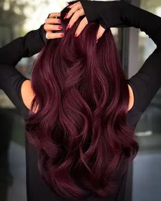 50 Shades of Burgundy Hair Color - Hairstyles Academy Cranberry Hair Color, Wolf Haircuts, Deep Red Hair Color, Dark Red Hair Color, Winter Hair Colors, Maroon Hair