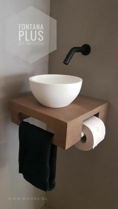 Small Toilet Room, Downstairs Toilet, Toilet Room, Small Toilet, Toilet Design, Tiny Bathroom, Cool Ideas, Bathroom Makeover, Bathroom Inspiration