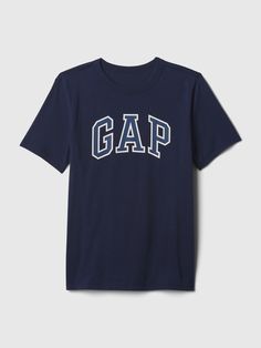 Soft cotton T-shirt.  Crewneck.  Short sleeves.  Gap arch logo at chest.  Straight, easy fit.  Hits at the hip. Arch Logo, Gap Kids, Tie Dye Print, Logo Graphic, Logo T Shirt, Tshirt Logo, Cotton T Shirt, Cotton Tshirt, Gap