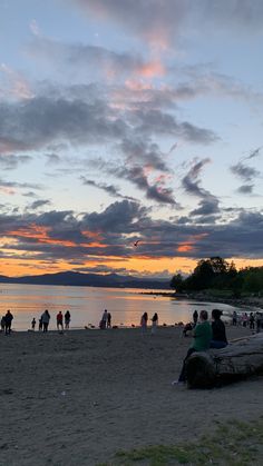 Love, sunset, English Bay Vancouver, Beach in Canada Vancouver Canada Beach, Spring In Vancouver, Vancouver Beach Aesthetic, English Bay Vancouver, Vancouver City Aesthetic, Vancouver Aesthetic Summer, Summer Aesthetic Canada, Ubc Vancouver Aesthetic