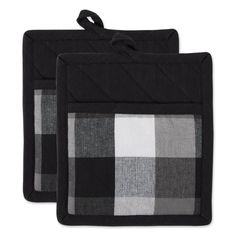 two black and white checkered pot holders