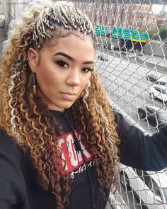 Tree Braids Styles, Tree Braids Hairstyles, Micro Braids Hairstyles, Tree Braids, Curly Braids, Curly Hair Braids, African Hair Braiding Styles, Blonde Braids, Box Braids Hairstyles For Black Women