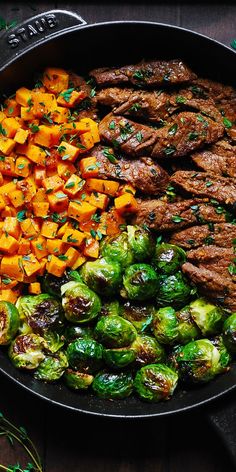 Garlic Butter Steak with Brussels Sprouts and Butternut Squash in a cast iron skillet. Fiber Veggies, Brussels Sprouts And Butternut Squash, Brussels Sprouts And Sweet Potatoes, Butter Steak, Garlic Butter Steak, Chicken Easy, Health Dinner, Health Dinner Recipes, Fall Dinner